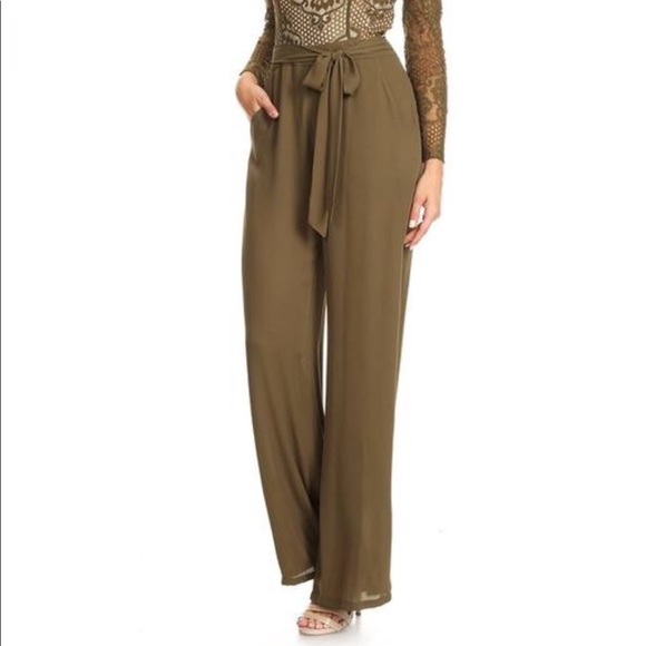 Elegant One Piece Lace Jumpsuit - Picture 5 of 5